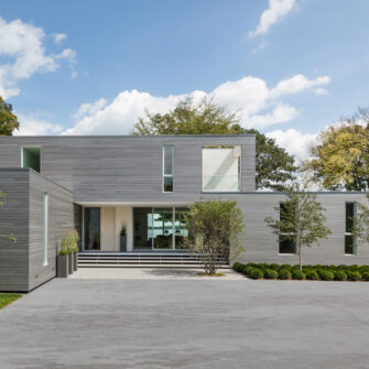 In-text-Private-Residence,-Minnetonka,-US---Cladding-front