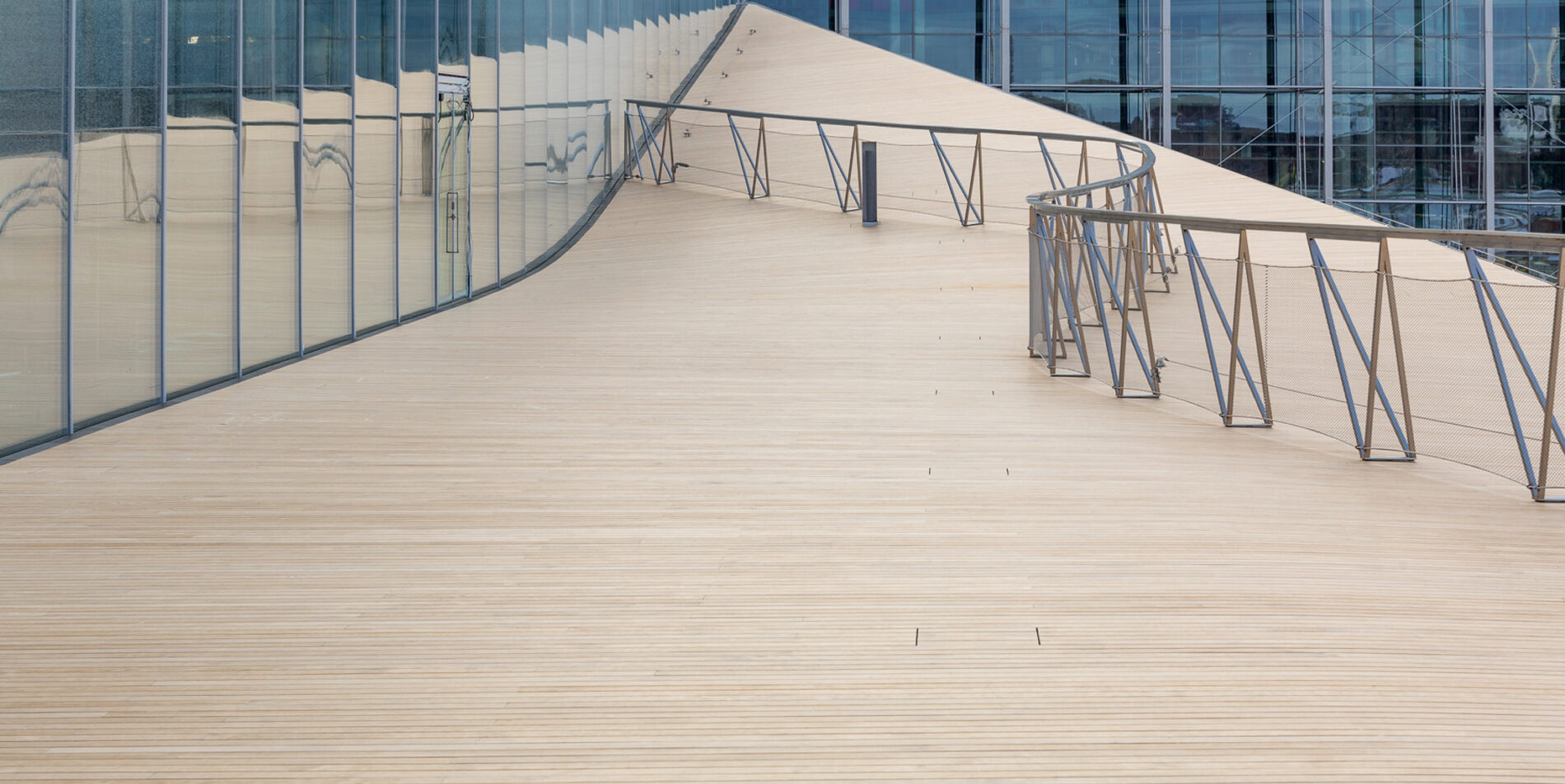 Accoya deck, wooden deck