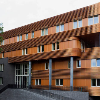 Accoya-wood-cladding---Psychiatric-Institution-GGZ-Nijmegen,-Stuwwalbos,-the-Netherlands--hero-image