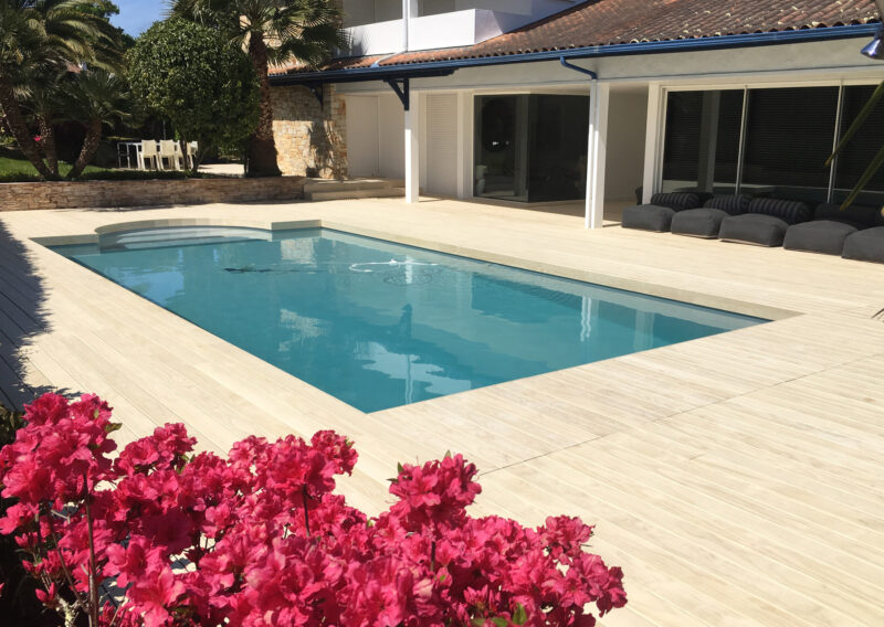 Accoya deck, natural wooden deck