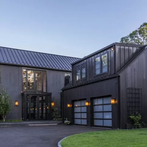 10 Modern Wood Siding Ideas