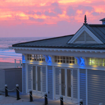 Breakers-Beach-Bar-&-Restaurant,-Noordwijk,-The-Netherlands-Dec-2011--square-2