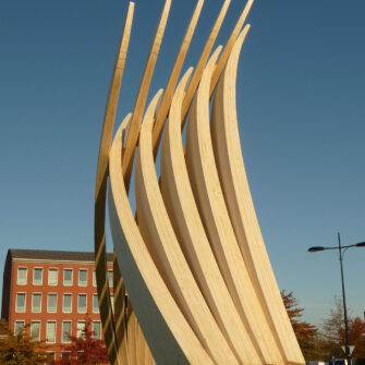 Fingers-Sculpture-sqaure