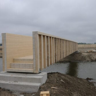 wood-bridge-bergen-op-zoom--square2