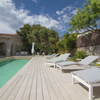 Accoya wood decking - Villa Carat, Cannes, France