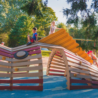 Earthscape-Play,-Downsview-Park-Toronto--full-width
