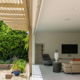 Jeff-Kahane-brise-soleil--full-width