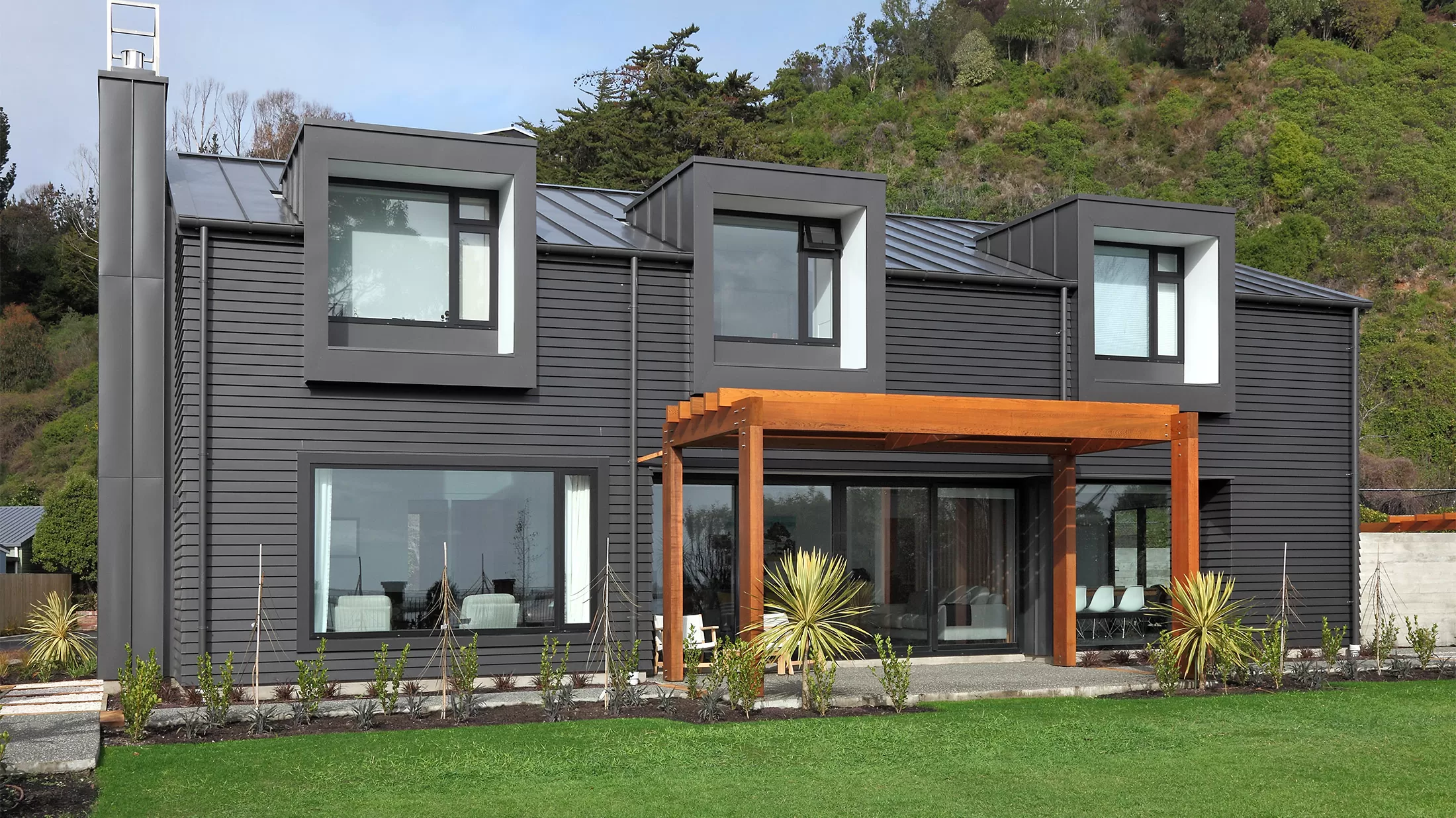 Accoya weatherboards for McCormacks Bay