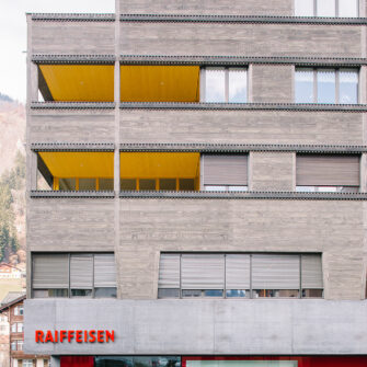 Raiffeisen-bank--square