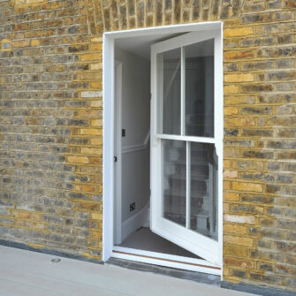 Sash-window--full-width