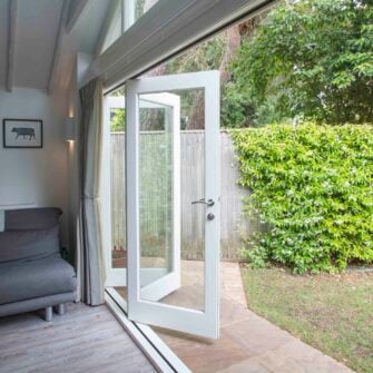 Whyte & Wood_Berkshire cottage_Bifolds_1_wide