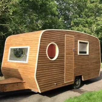 caravan---square