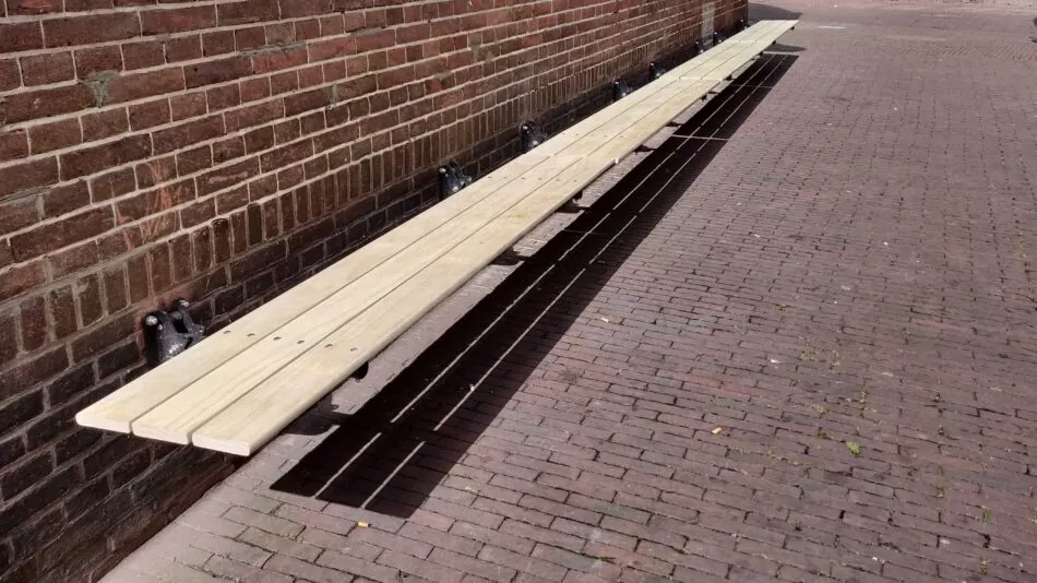 Innovative folding outdoor Accoya bench for cafe Moortgat, Arnhem