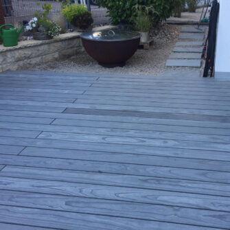Accoya Color Gray Decking with fire pit - square