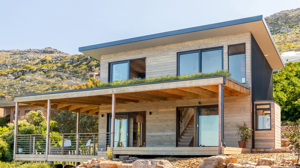 Ecohaus - South Africa - Hechenblaickner - wide