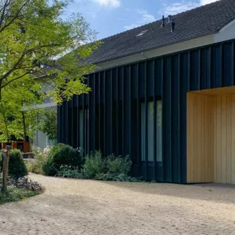 Zwarthout - private residence - Netherlands - closeup