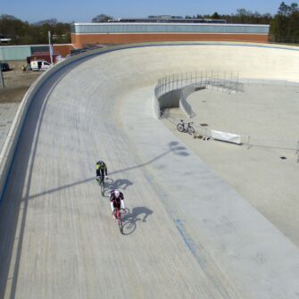 Accoya decking-outdoor velodrom-Bicycle-Assen2-wide