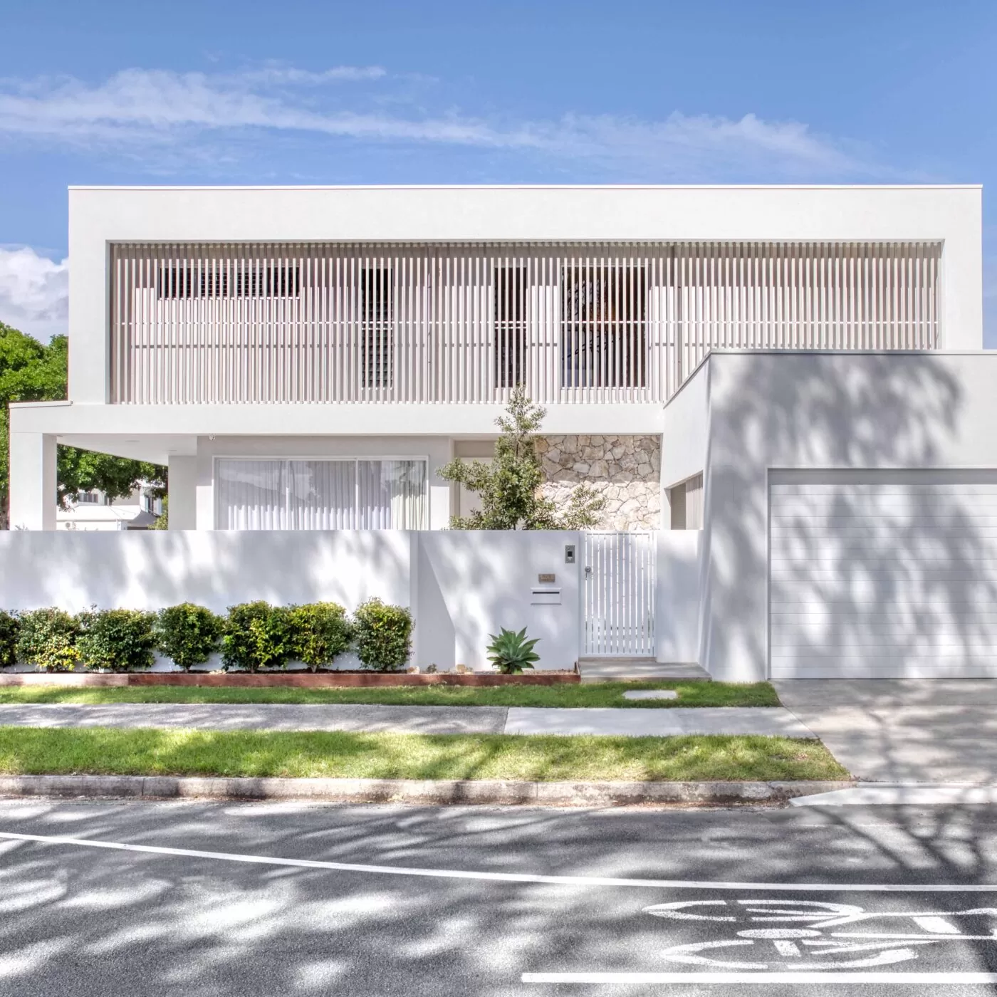 Accoya louvres at Broadbeach Waters