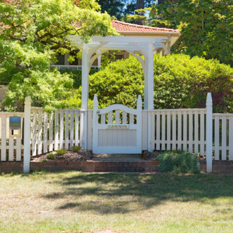 Accoya-pergola-gate-Blue-Mountains-Australia-wide