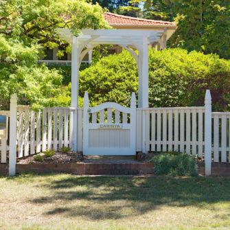 Accoya-pergola-gate-Blue-Mountains-Australia-wide