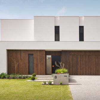 Accoya-cladding-facade-Coast-Homes-5-wide
