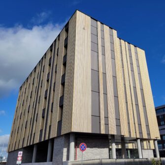 Accoya-Cladding-Hotel-Rotterdam-Airport-10-square