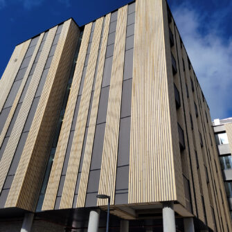 Accoya-Cladding-Hotel-Rotterdam-Airport-6-square
