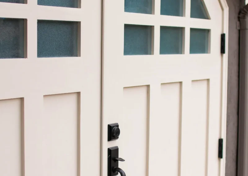 garage doors Accoya