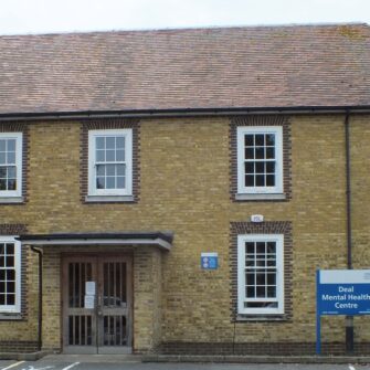 Deal Hospital-Accoya windows-13 years on-wide-4
