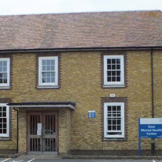Deal Hospital-Accoya windows-13 years on-wide-4