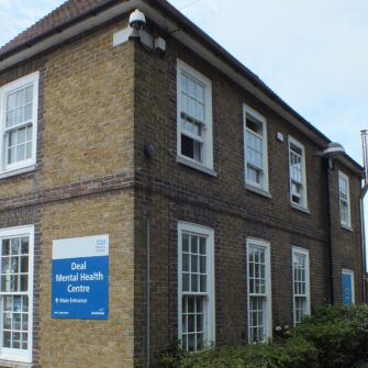 Deal Hospital-Accoya windows-13 years on-wide-6