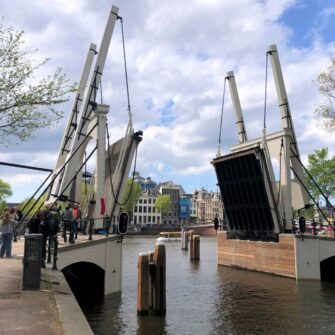 Walter Suskind brug