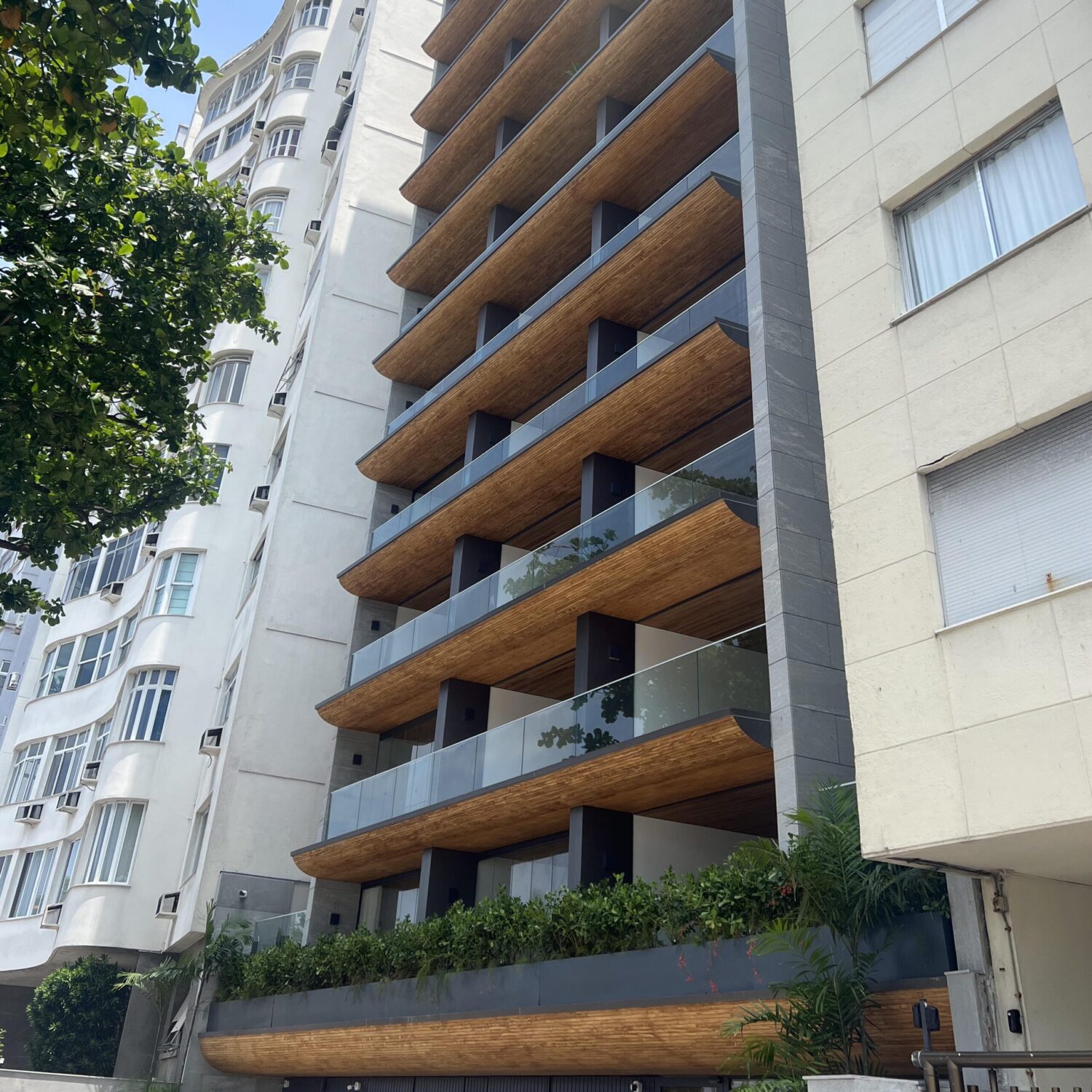 Copacabana beach apartments - Accoya Acetylated Wood | High performance ... - Grow A Apartment Performance Based