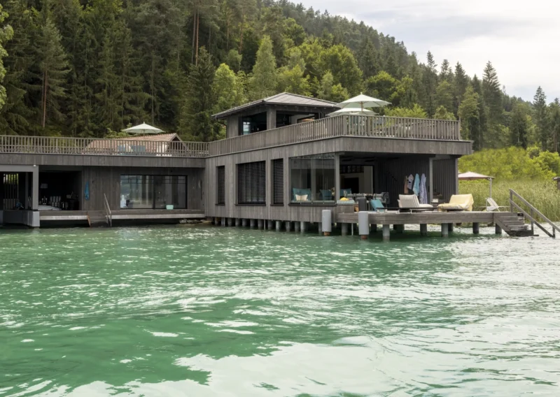 Accoya grey siding used on lakehouse