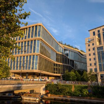 Kings-Cross-Google