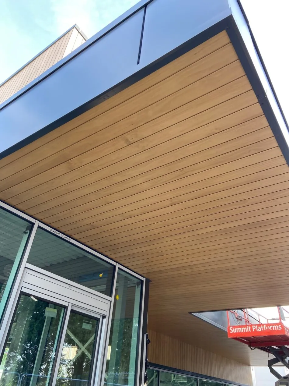 ACCOYA WOOD HELPS STARBUCKS COMMITMENT TO ECO-CONSCIOUS CONSCTRUCTION  