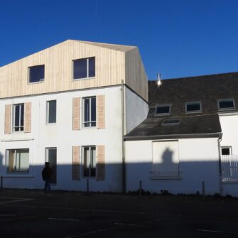 Accoya shutters cladding Brittany 03-min