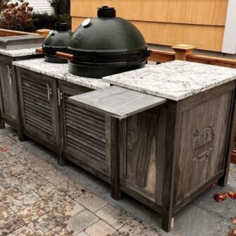 Outdoor Kitchen