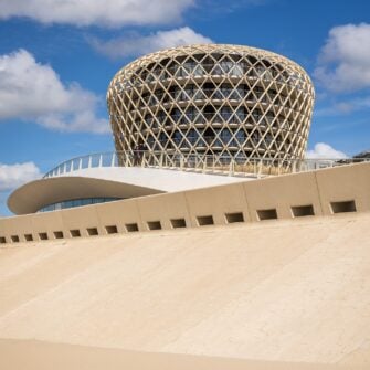 Senne-das-medialife-Palindroom-Middelkerke-20240422-accoya-beach-2