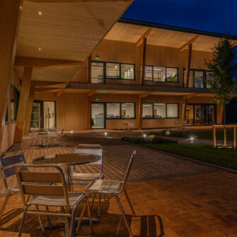 ACC_UK_Cladding_Comm_Unusual HQ_Vicent Timbers_16