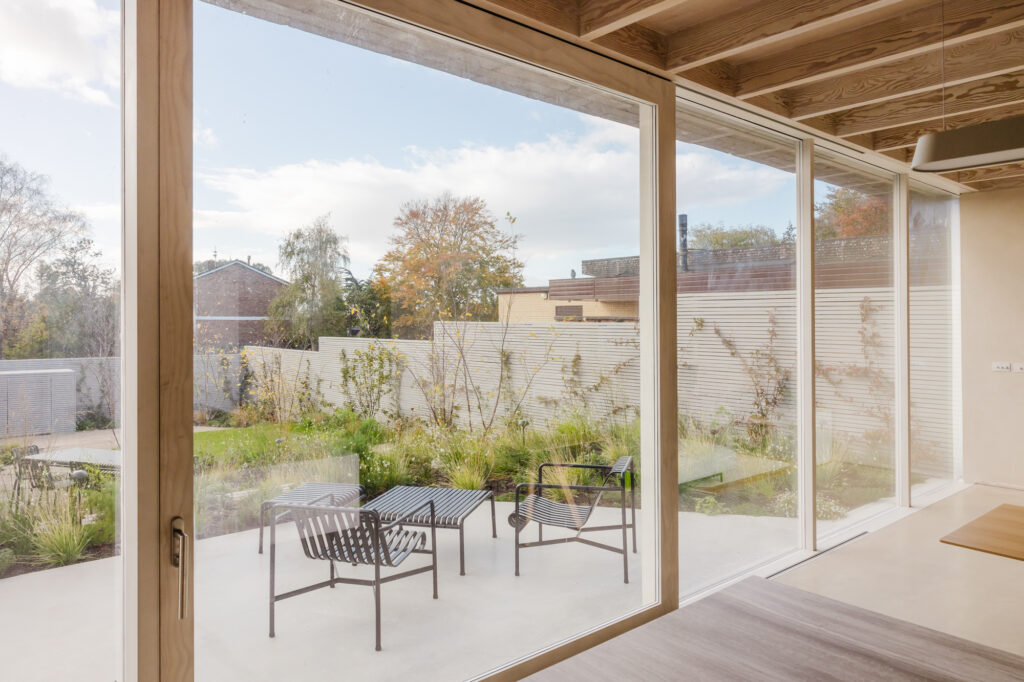 A Large-Scale Door Reimagined in Accoya Wood